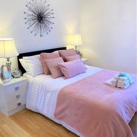 Sec Minerva Westend Two Bedroomed Apartment Glasgow Exteriér fotografie