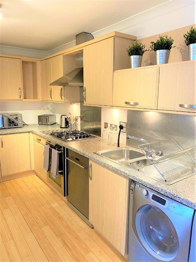 Sec Minerva Westend Two Bedroomed Apartment Glasgow Exteriér fotografie